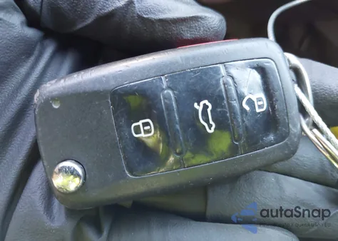 2013 Volkswagen Passat 2.5L Se from USA, damaged, VIN 1VWBP7A39DC034137